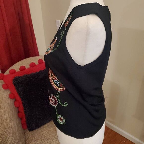 C'est City Black Embroidered Vintage Tanktop M - Picture 8 of 10